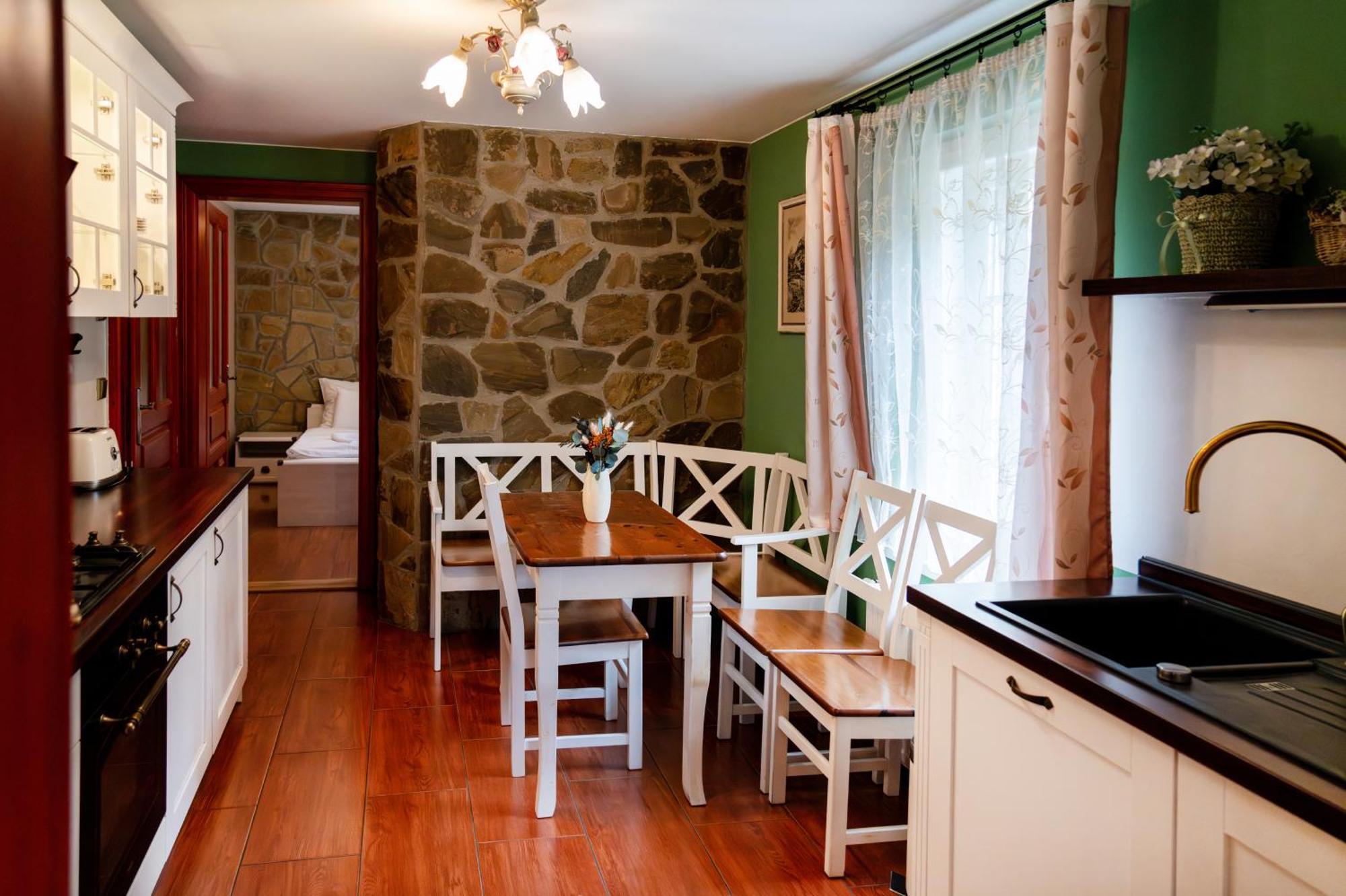 Villa Emausy Luhačovice Екстериор снимка