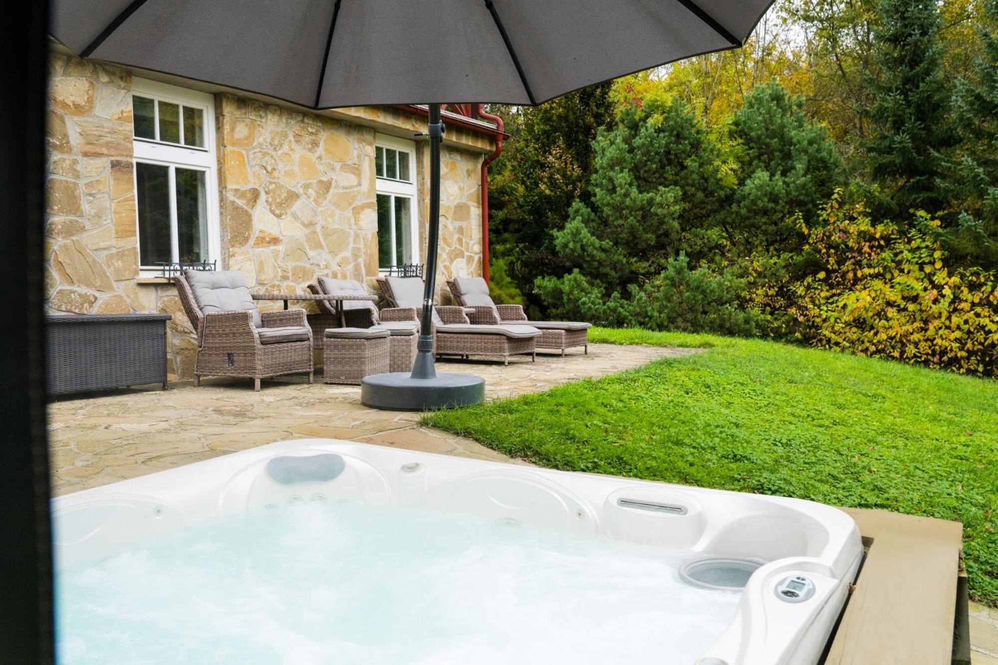 Villa Emausy Luhačovice Екстериор снимка