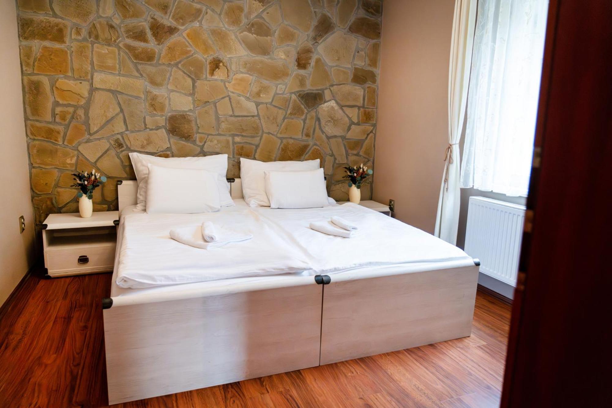 Villa Emausy Luhačovice Екстериор снимка